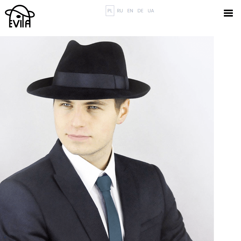 Warszawa - nakrycia głowy